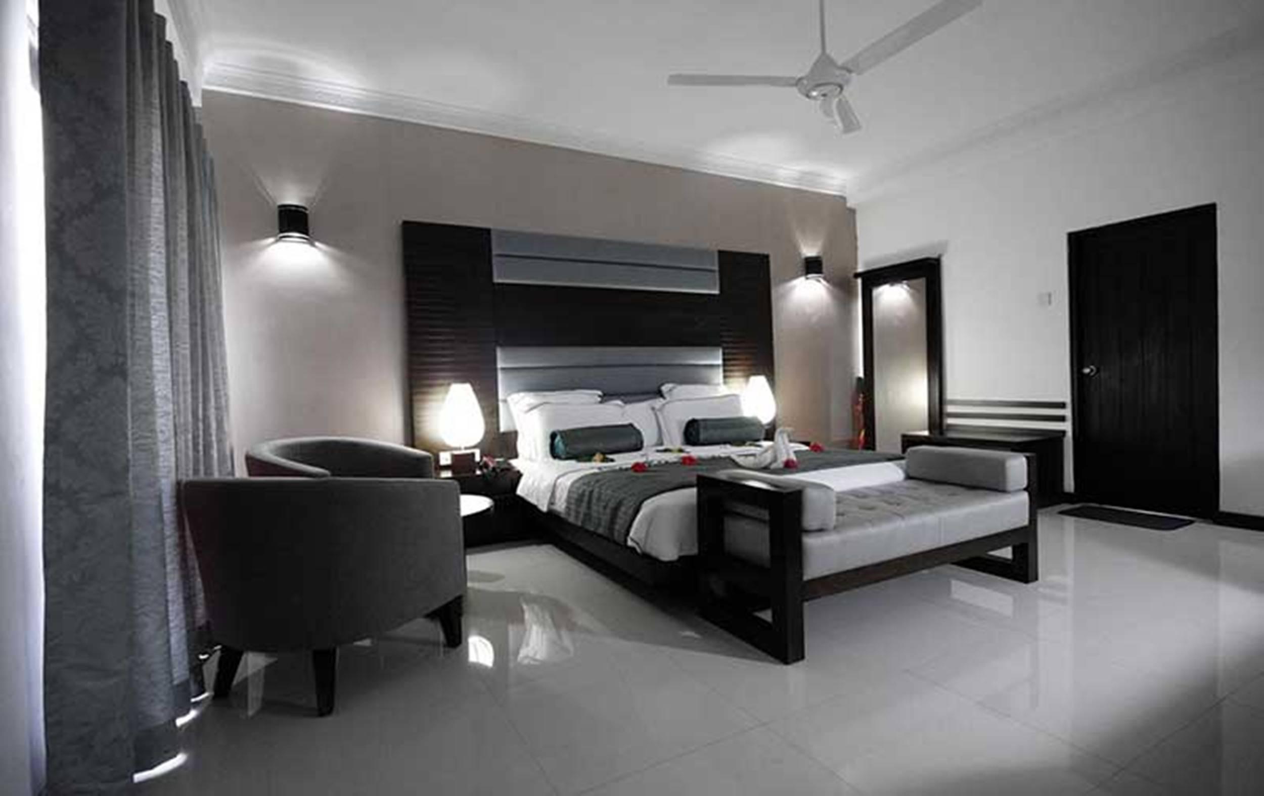 Oak Ray Elephant Hotel 4*