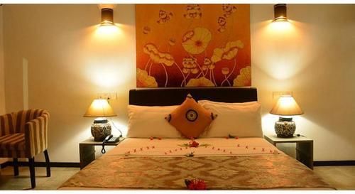 Hotel Oak Ray Elephant 4*