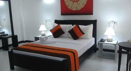 Oak Ray Elephant Hotel 4*