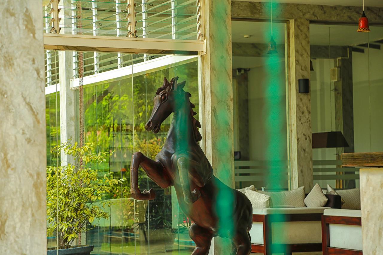 Oak Ray Elephant Hotel
