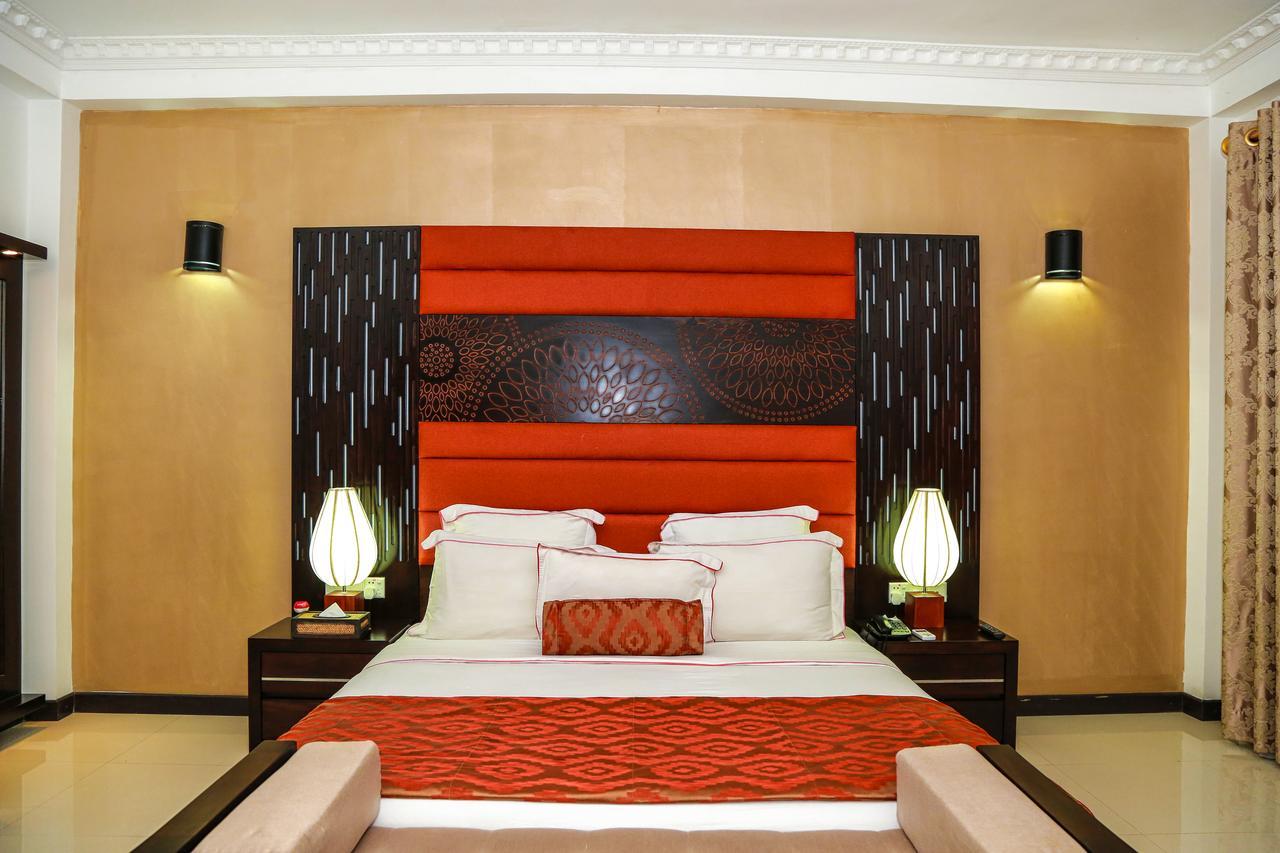 Oak Ray Elephant Hotel