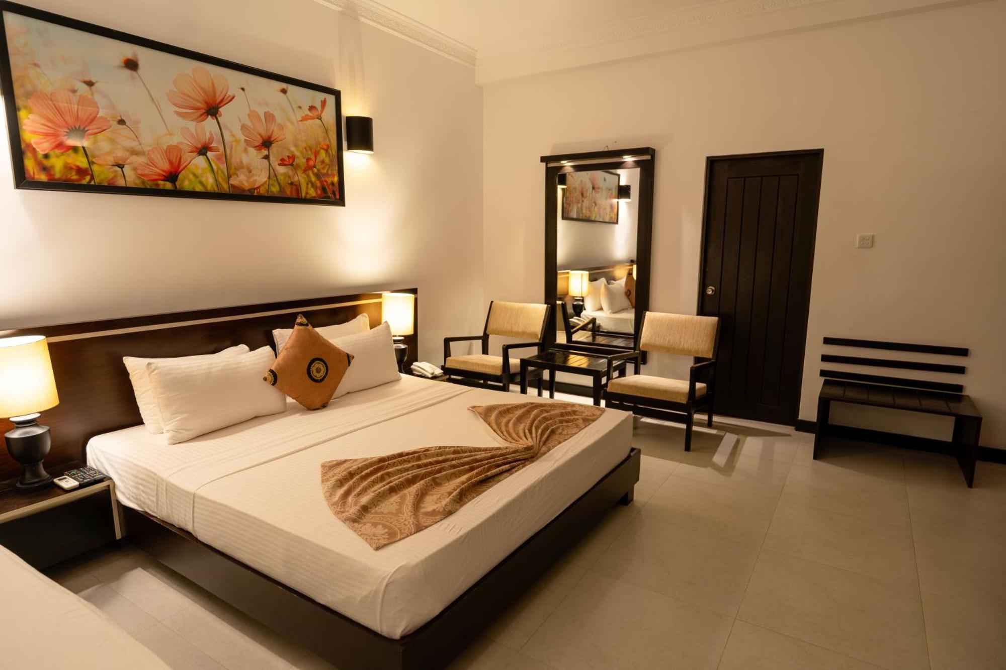 Oak Ray Elephant Hotel